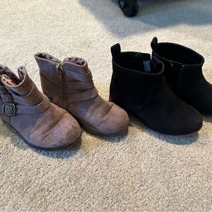Set of 2 kids boots